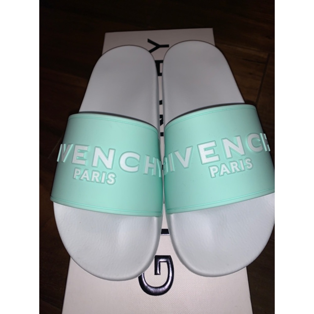 Givenchy Paris Sandals/Slides
